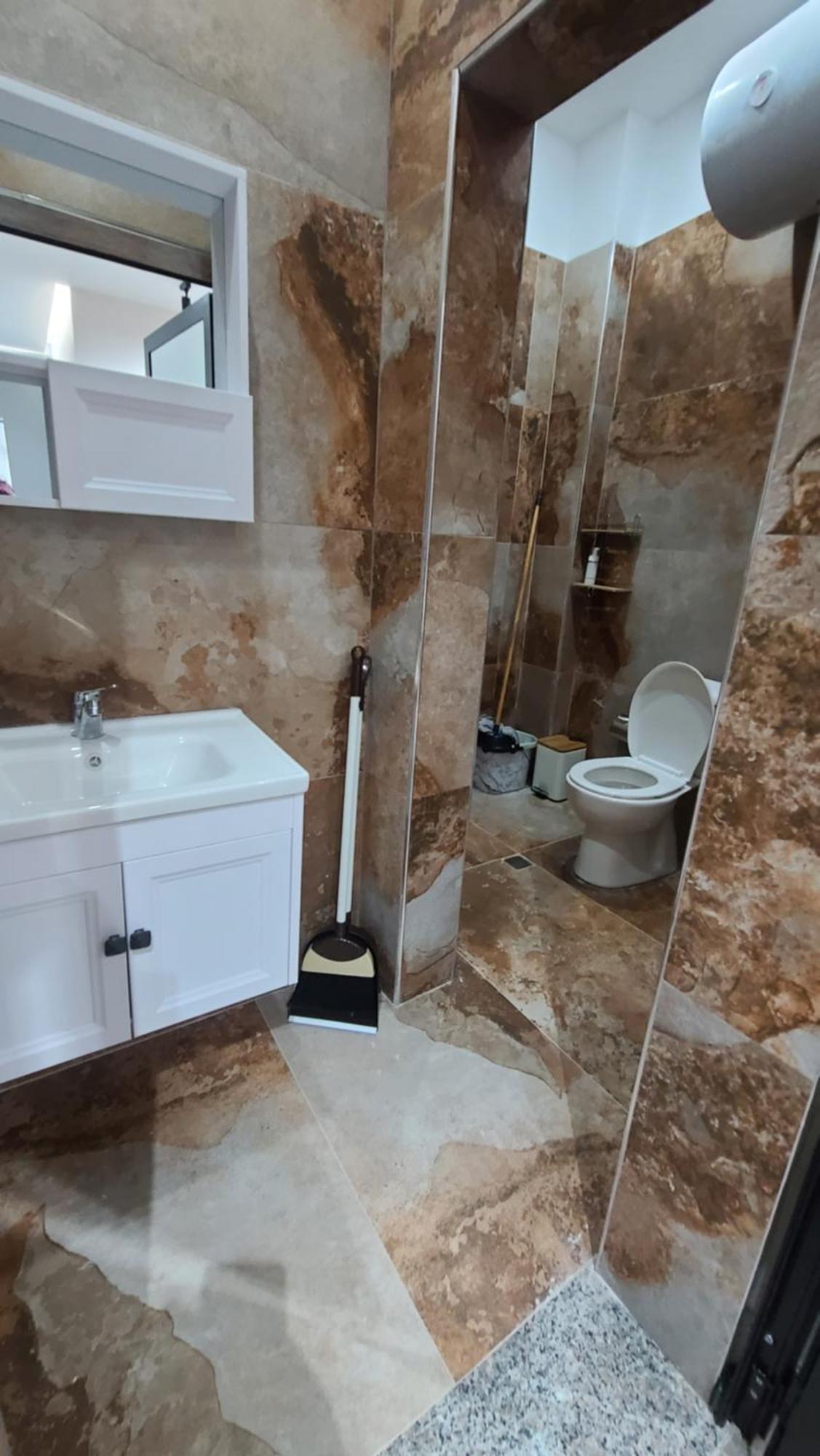 Guest House Tian & Hojz Durrës Habitación foto